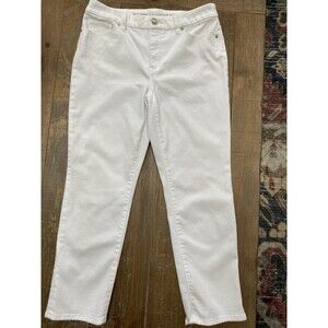 Chico’s So Slimming Girlfriend Slim Leg Crop Jeans White Size 0.5R / 6R